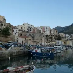 Gdzie zjeść w Castellammare del Golfo? Sprawdzone restauracje i smaki