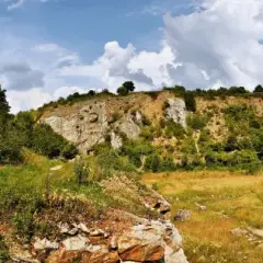 Ziemia Świętokrzyska z czego słynie? Odkryj jej niezwykłe skarby