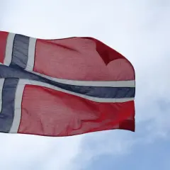 Jak wygląda flaga Norwegii? Odkryj jej znaczenie i historię