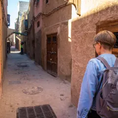 Marrakesz czy jest bezpiecznie? Odkryj prawdziwe zagrożenia dla turystów