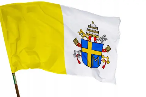 Jak wygląda flaga papieska? Odkryj jej symbolikę i historię