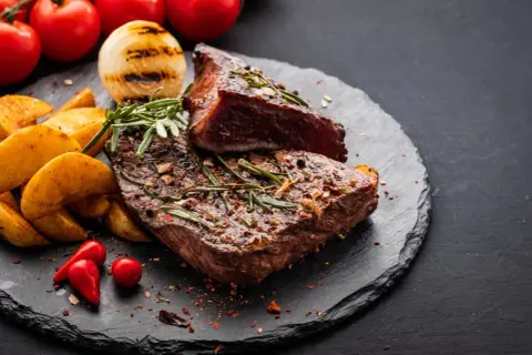 Świeradów-Zdrój gdzie zjeść? Odkryj najlepsze restauracje i kawiarnie