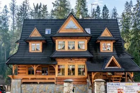 Małe Ciche gdzie zjeść - odkryj ciche i klimatyczne restauracje