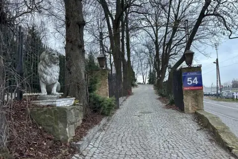 Co warto zobaczyć w pobliżu Ostrowca Świętokrzyskiego? Odkryj tajemnice regionu