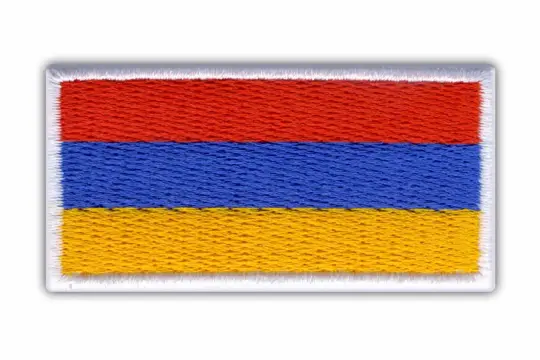 Naszywka z flagą Armenii: czerwono-niebiesko-pomarańczowa.
