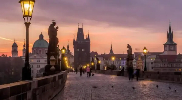 Ile kosztuje nocleg w Pradze? Odkryj ceny i najlepsze oferty