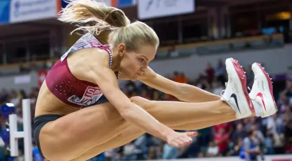 Jak wygląda neutralna flaga olimpijska i jej znaczenie dla sportowców