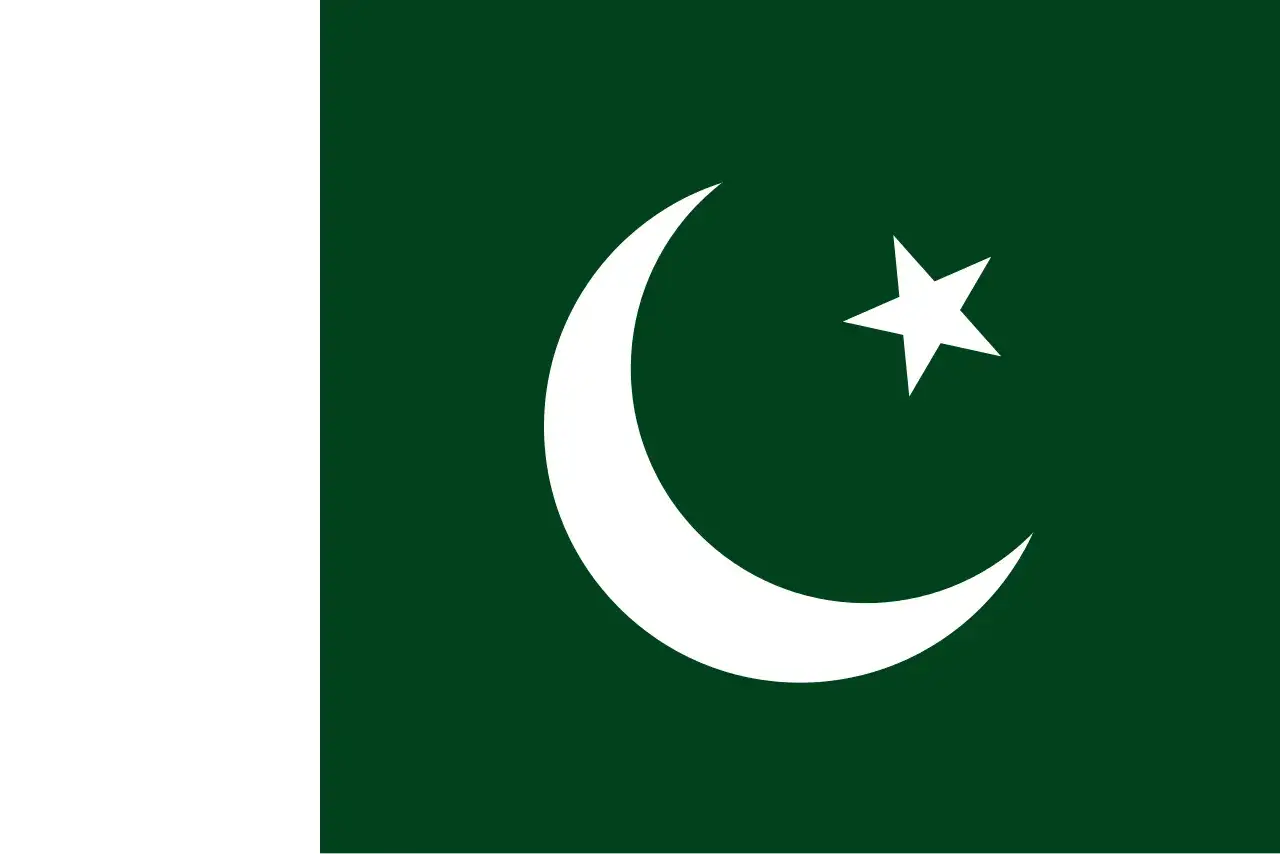 Flaga Pakistanu: zielone pole z białym półksiężycem i gwiazdą.