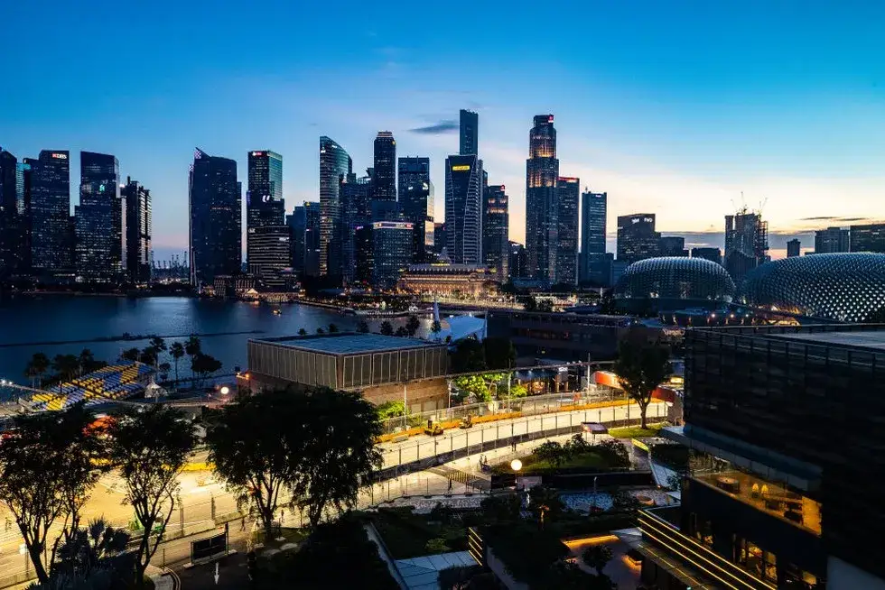 Zdjęcie Singapur czy jest bezpiecznie? Odkryj zagrożenia i statystyki bezpieczeństwa