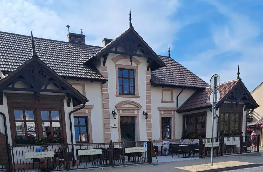 Zdjęcie Gdzie zjeść w Darłówku? Najlepsze miejsca na pyszne jedzenie