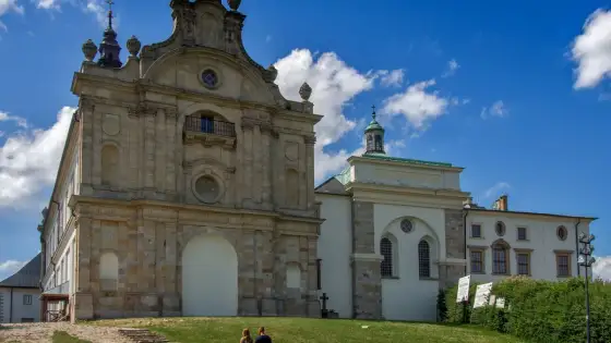 Łysa Góra - Święty Krzyż - Jak dojechać i co zobaczyć?